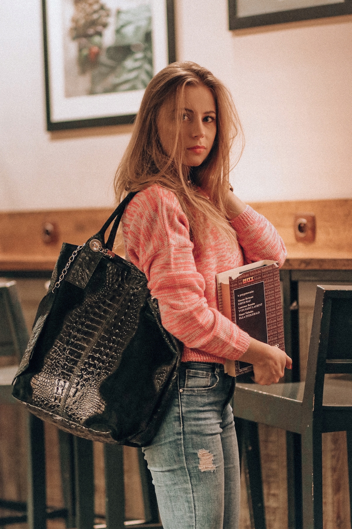 93048bd1fc06b24193689bec5b86f904