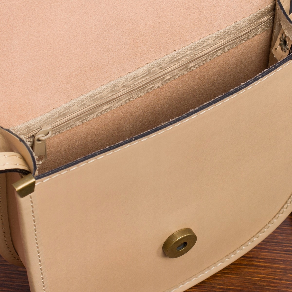 f24d0978d3aab34edc80fe5aba027b97