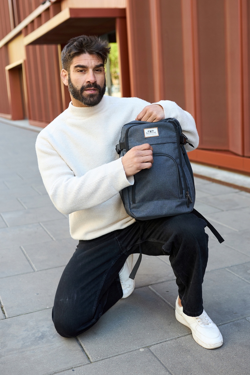 234c5ce7d25c61940bf852e564770f3d