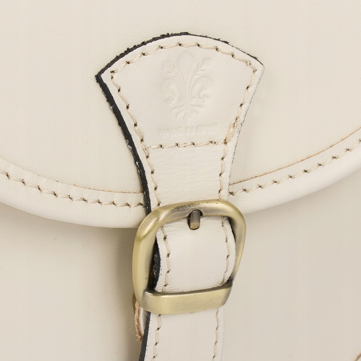 08b2050352a4d95a90ab729c4f20808b